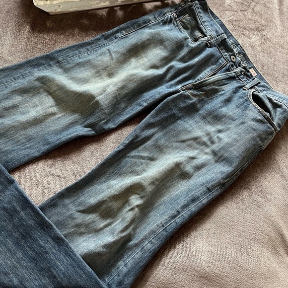 Guess Other - Guess Men’s Regular Straight Jeans - Slightly Distressed Wash